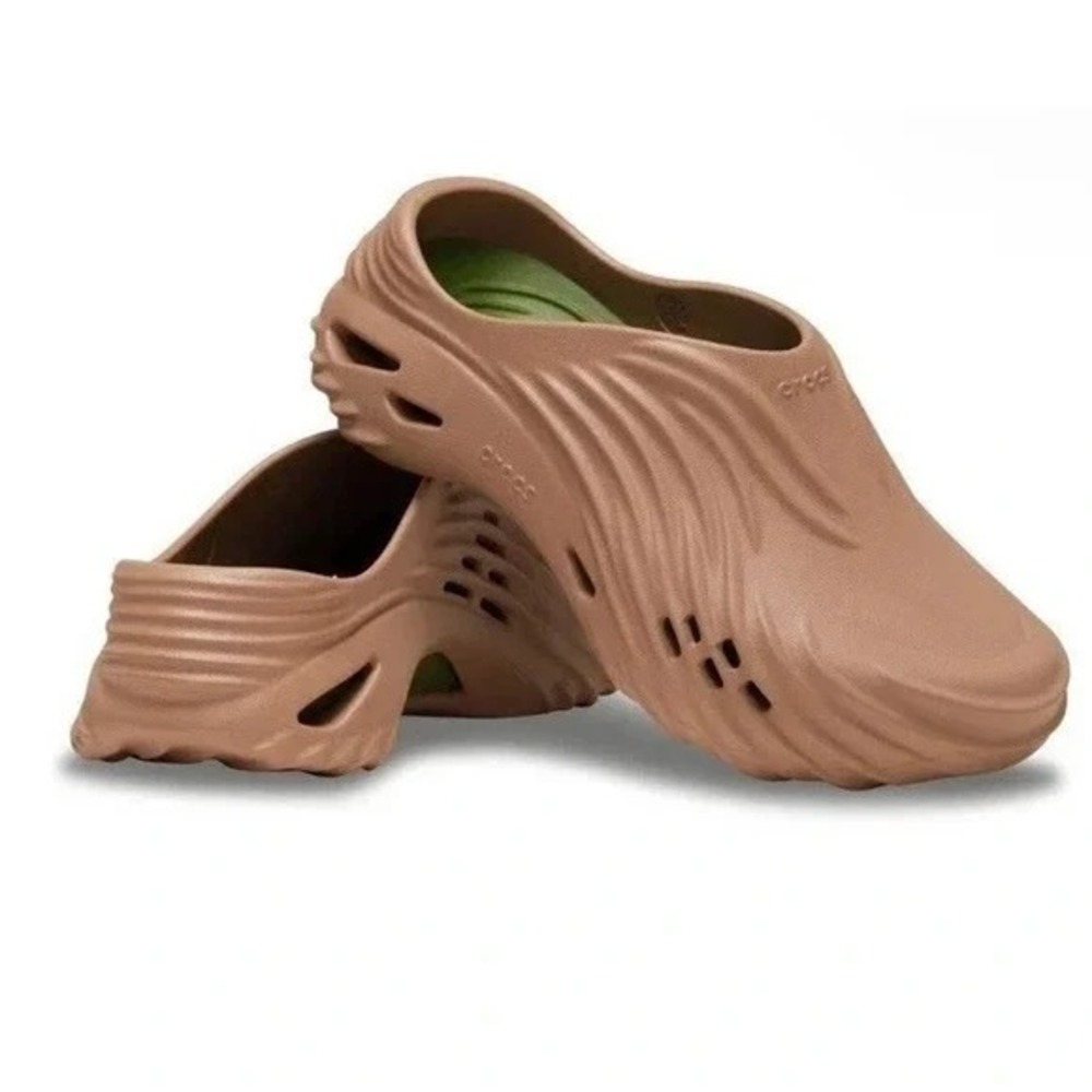 NEW Crocs Echo Wave Pond Mens Size 13 Clog Shoes Cork Kiwi